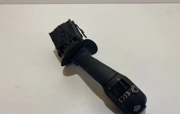 BMW 5 E39 Wiper control stalk 8352171