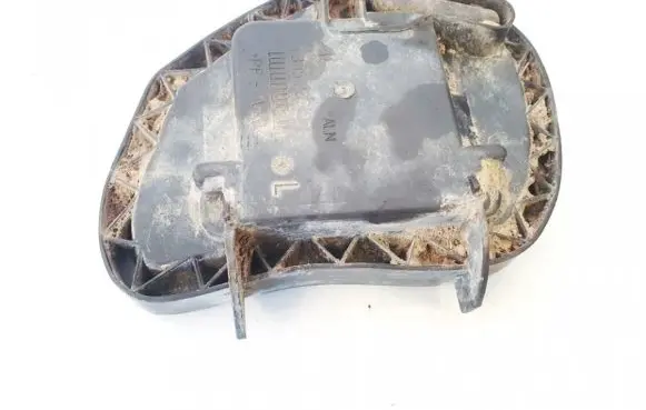 Volkswagen Touran I Headlight/headlamp dust cover 1305239234