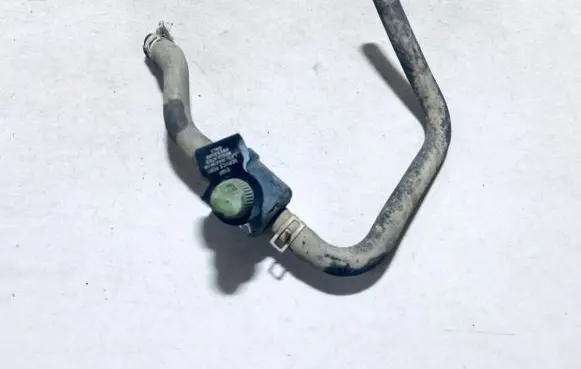 Honda Element Engine coolant pipe/hose
