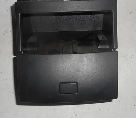 Mercedes-Benz ML W164 Ashtray (rear) A1646800010
