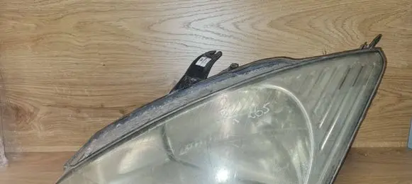 Ford Focus Headlight/headlamp XS4113006