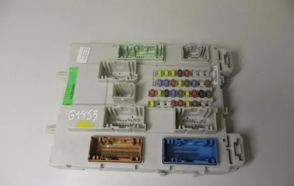 Ford C-MAX II Fuse box set AV6N14A073 G1453