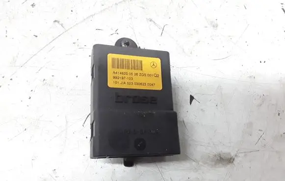 Mercedes-Benz Vaneo W414 Door control unit/module A4148200526