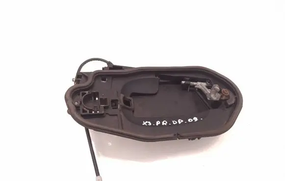 BMW X3 E83 Front door exterior handle/bracket 7199556