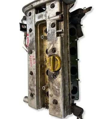 Opel Omega B1 Engine head R90400173