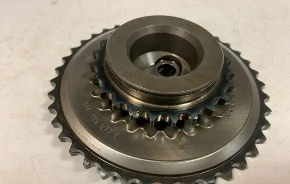 Audi Q7 4M Timing chain sprocket 06E109220B 06E109077E