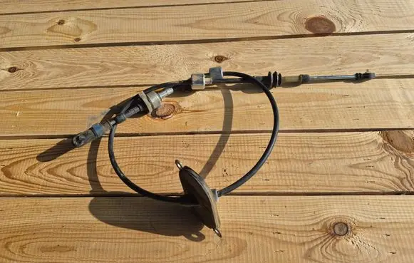 Buick Encore I Gear shift cable linkage 1257161031