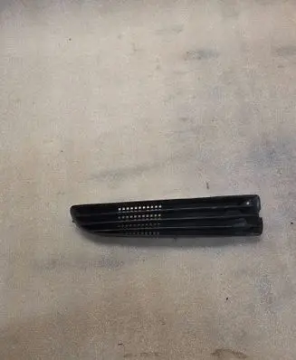 Audi A8 S8 D2 4D Front bumper lower grill 4D0853684
