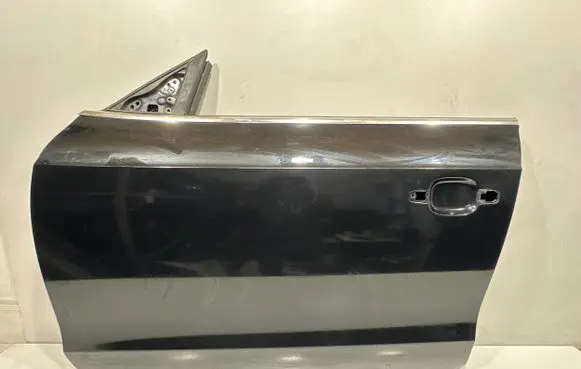 Audi A5 8T 8F Front door