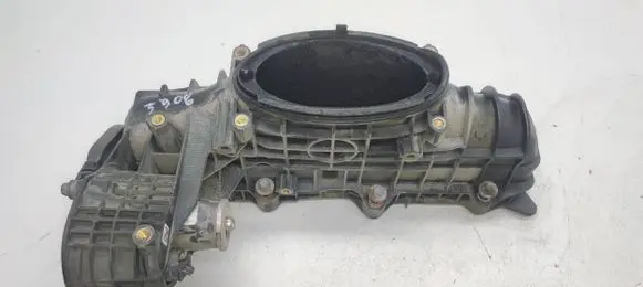 Mercedes-Benz B W246 W242 Intake manifold A6510900037