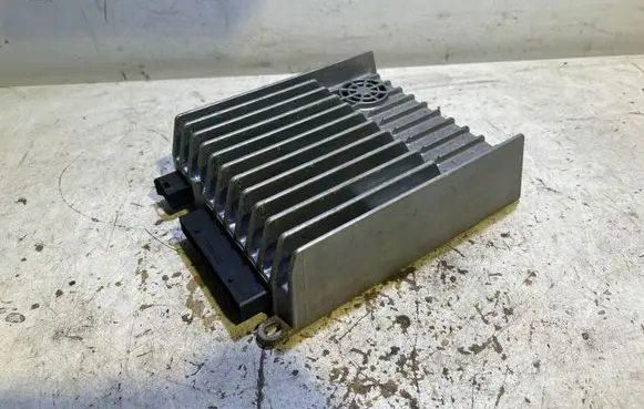 Mercedes-Benz A W176 Sound amplifier A1179005100 C1018685