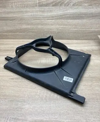 Opel Kadett E Radiator cooling fan shroud 90183055