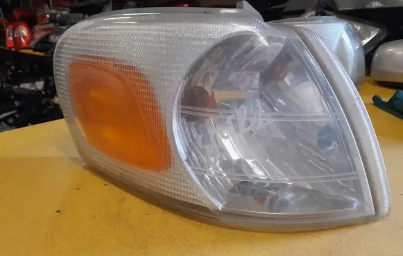 Opel Sintra Front indicator light