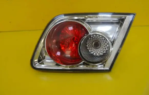 Mazda 6 Tailgate rear/tail lights