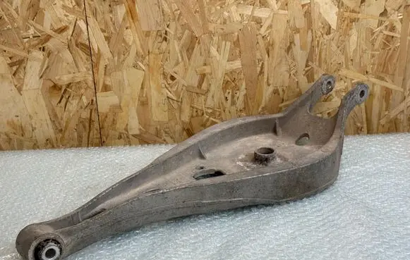 BMW 3 E46 Rear control arm 33321094889 10948890 1094889