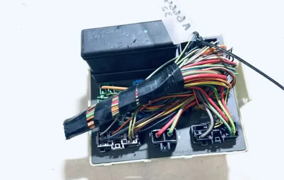 Ford Focus Fuse box set 98ag14a073gc 98ag-14a073-gc