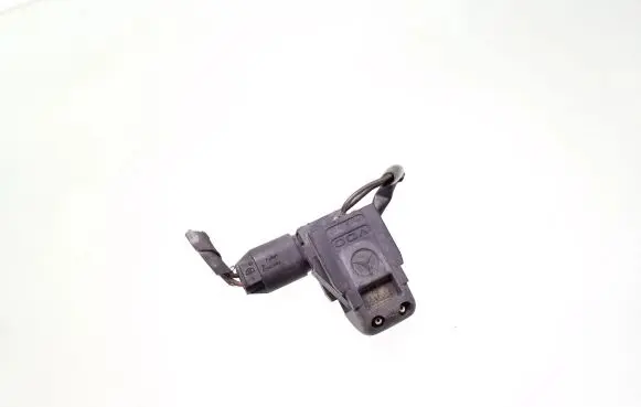 Mercedes-Benz S W220 Windshield washer spray nozzle 