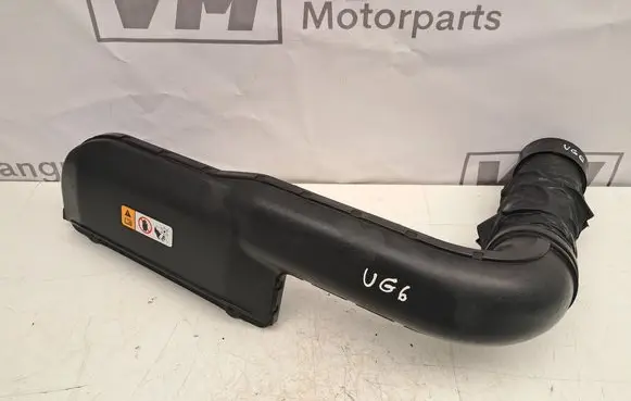 Hyundai i40 Air intake duct part 282103Z301