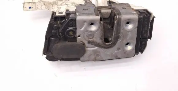 Mercedes-Benz Sprinter W906 Tailgate lock latch A9067400935