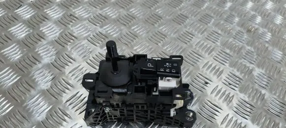 Toyota C-HR II Gear shifter/selector 33550F4180