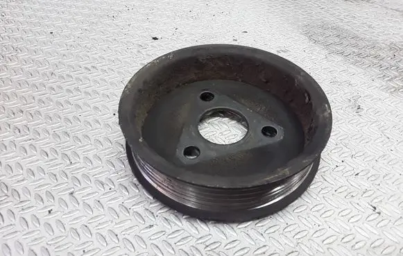 Opel Vectra B Power steering pump pulley 90528666