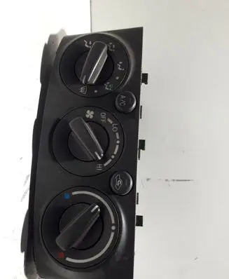 Toyota Avensis T250 Climate control unit 5590005120