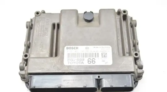 Toyota RAV 4 (XA40) Engine control unit/module 896610R660