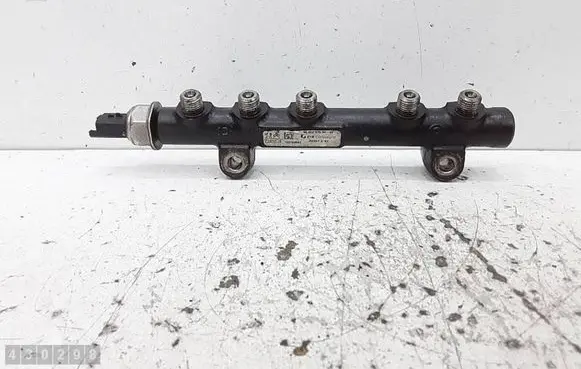 Volvo V50 Fuel main line pipe 9685297580 28497ZL01 103100602