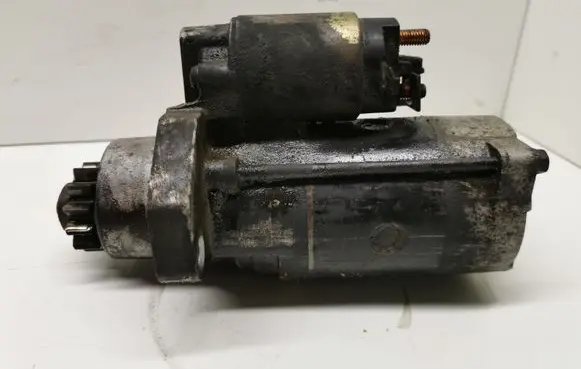 Nissan Almera N16 Starter motor 23300 M008T75371 WD000