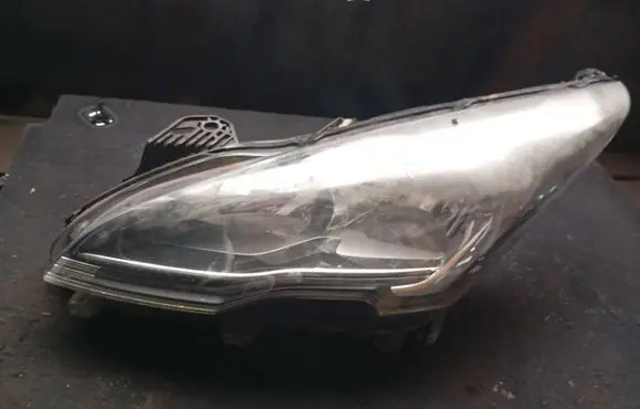 Peugeot 3008 I Headlight/headlamp 89907703 98055056