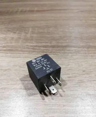 Volkswagen PASSAT B5 Other relay 357907467 wl061237007 153