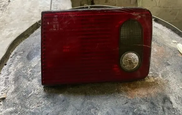 Audi A8 S8 D2 4D Tailgate rear/tail lights 4D0945094