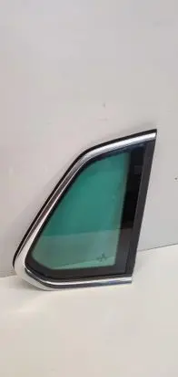 Volkswagen Tiguan Rear side window 5NA845042P