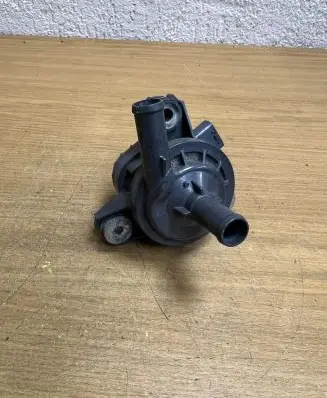 Toyota Auris E180 Water pump G904052010 F3763