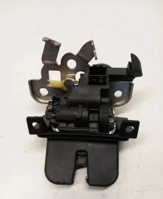 Skoda Superb B6 (3T) Tailgate/trunk/boot lock/catch/latch 8K9827505A