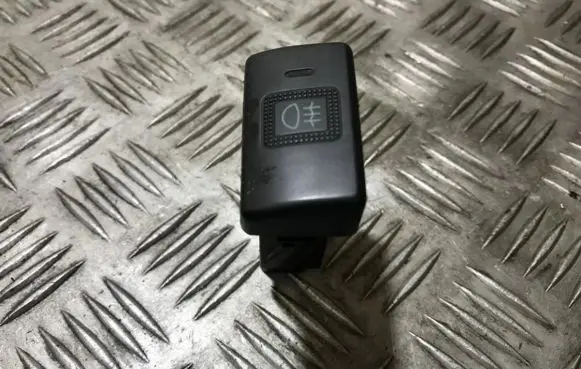 Hyundai Trajet Fog light switch 