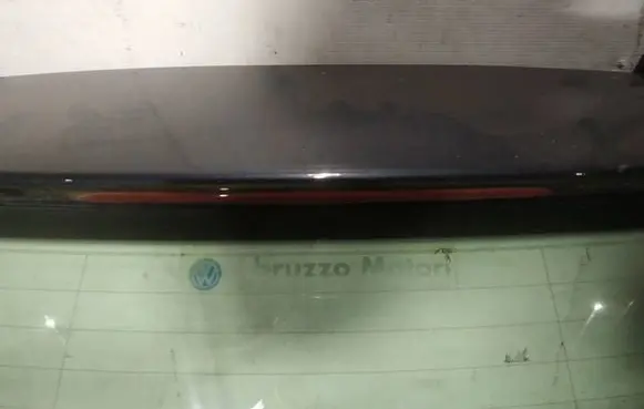 Volkswagen Golf V Third/center stoplight