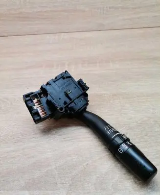 Toyota Corolla Verso AR10 Wiper control stalk 8465205150