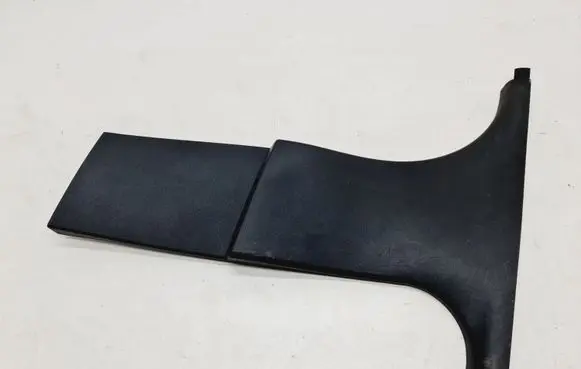 BMW 5 E60 E61 (B) pillar trim (bottom) 51437027089