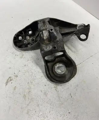 Audi A6 S6 C5 4B Engine mounting bracket 4B0199351B
