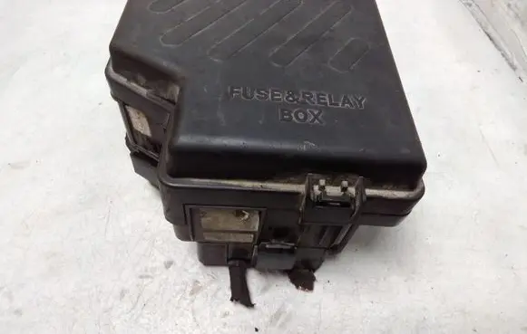 Hyundai Santa Fe Fuse module
