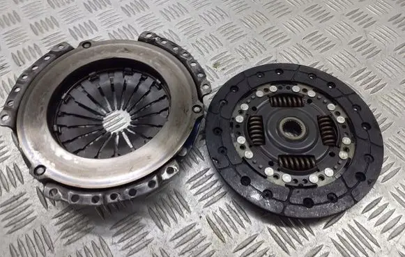 Seat Cordoba (6L) Clutch set kit 330033910