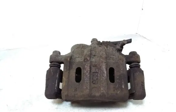 Mitsubishi Outlander Front brake caliper