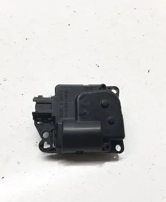 Nissan Pathfinder R51 Air flap motor/actuator VP6NEH19E616AA 220820
