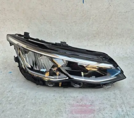 Volkswagen Golf VIII Headlight/headlamp 90150891 5H1941006