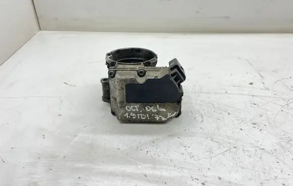 Skoda Octavia Mk2 (1Z) Electric throttle body valve 