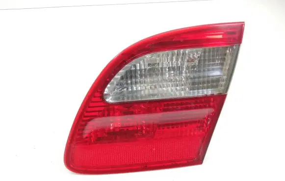 Mercedes-Benz E W211 Tailgate rear/tail lights A2118203064