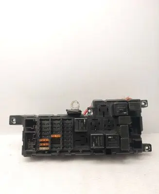 Volvo S70 V70 V70 XC Fuse box set 8678449 518828017 030926073436