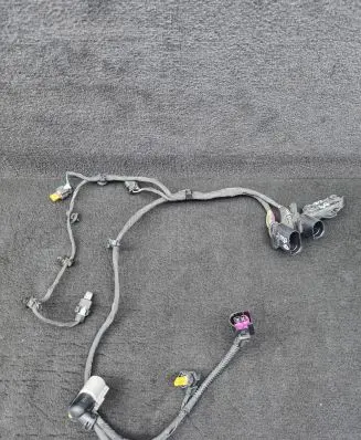 Audi A4 S4 B9 8W Fuel injector wires 059971627K