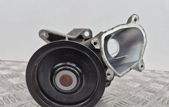 BMW X5 E70 Water pump 7790045